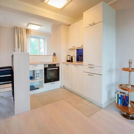 Appartement Duenenresidenz Prora - Mit Meerblick, 2 Schlafzimmern Und Balkon Np-311 *